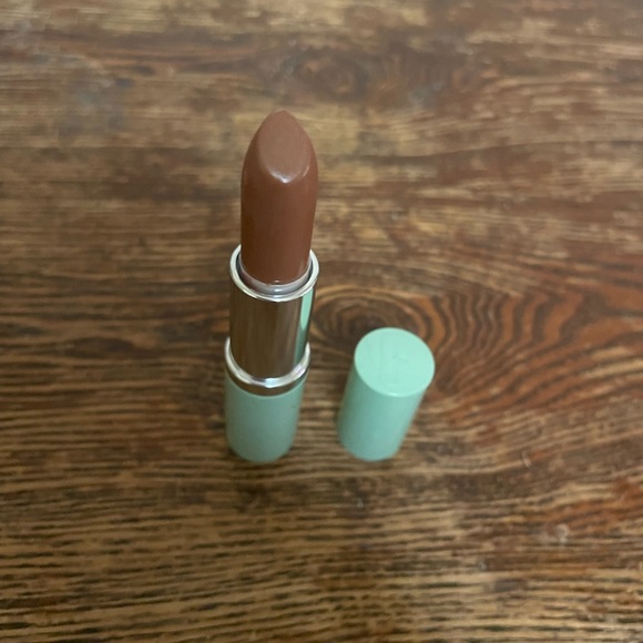 CLINIQUE Tender-Heart-Discontinued Shade - NEW Full Size 4g Green Tube - Picture 1 of 2
